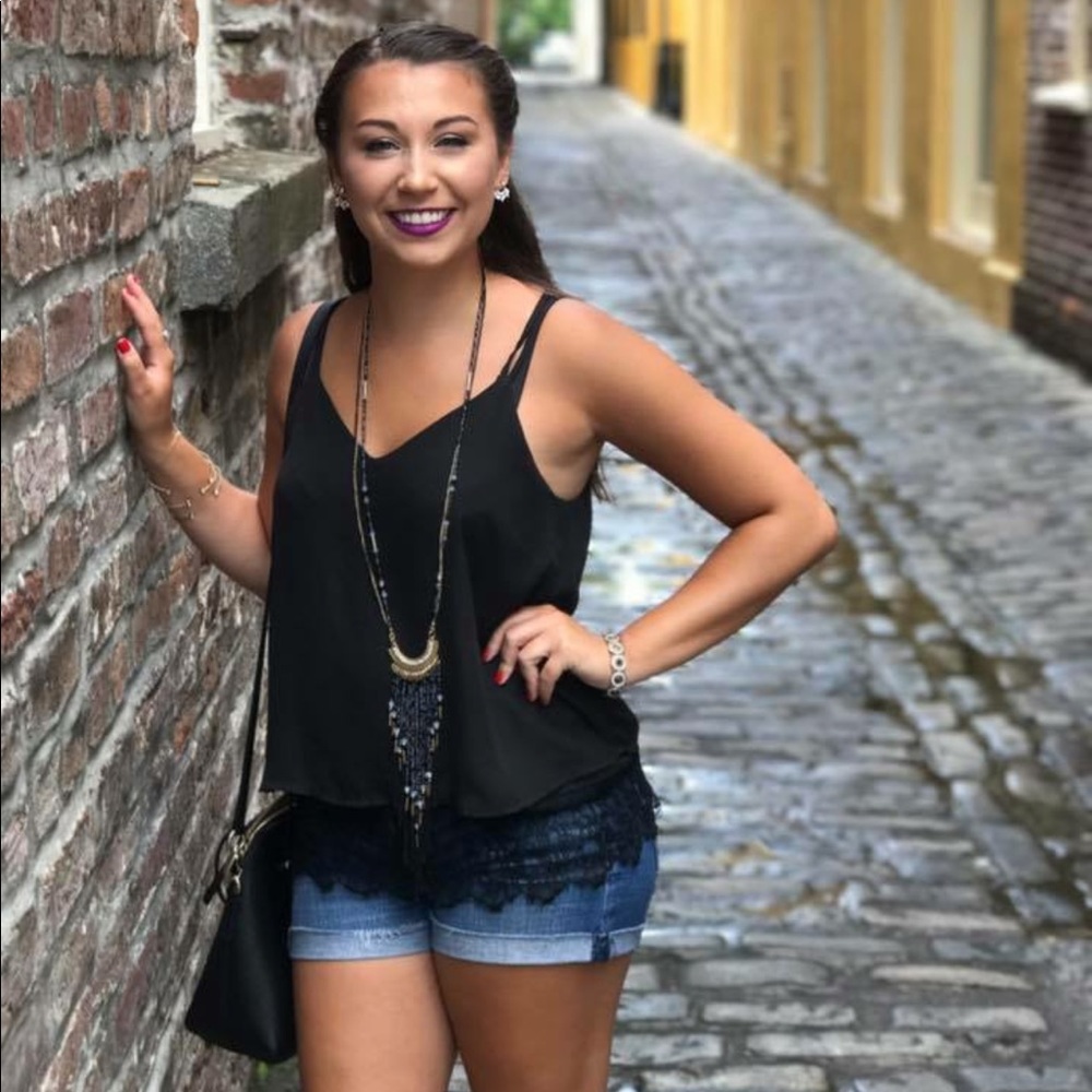Meet your Posher, Savanna
